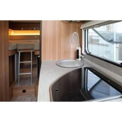 Easymaxx Warm Und Kaltwasserarmatur Mit Integriertem Durchlauferhitzer 3600 W -Kuchenwelt 4052926017378 4257 06 AB