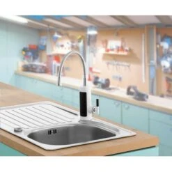 Easymaxx Warm Und Kaltwasserarmatur Mit Integriertem Durchlauferhitzer 3600 W -Kuchenwelt 4052926017378 4257 07 AB