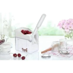 Leifheit Kirschentkerner Cherrymat 16 Leifheit Kirschentkerner Cherrymat -Kuchenwelt 492879 4406 .09